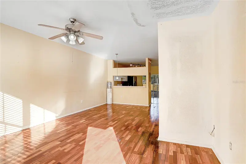 2339 Lake Woodberry Cir, FL