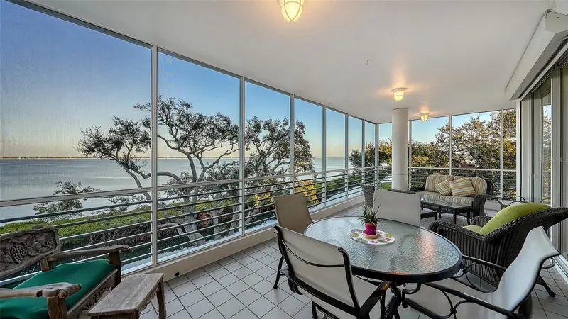 2450 Harbourside Dr #234, FL