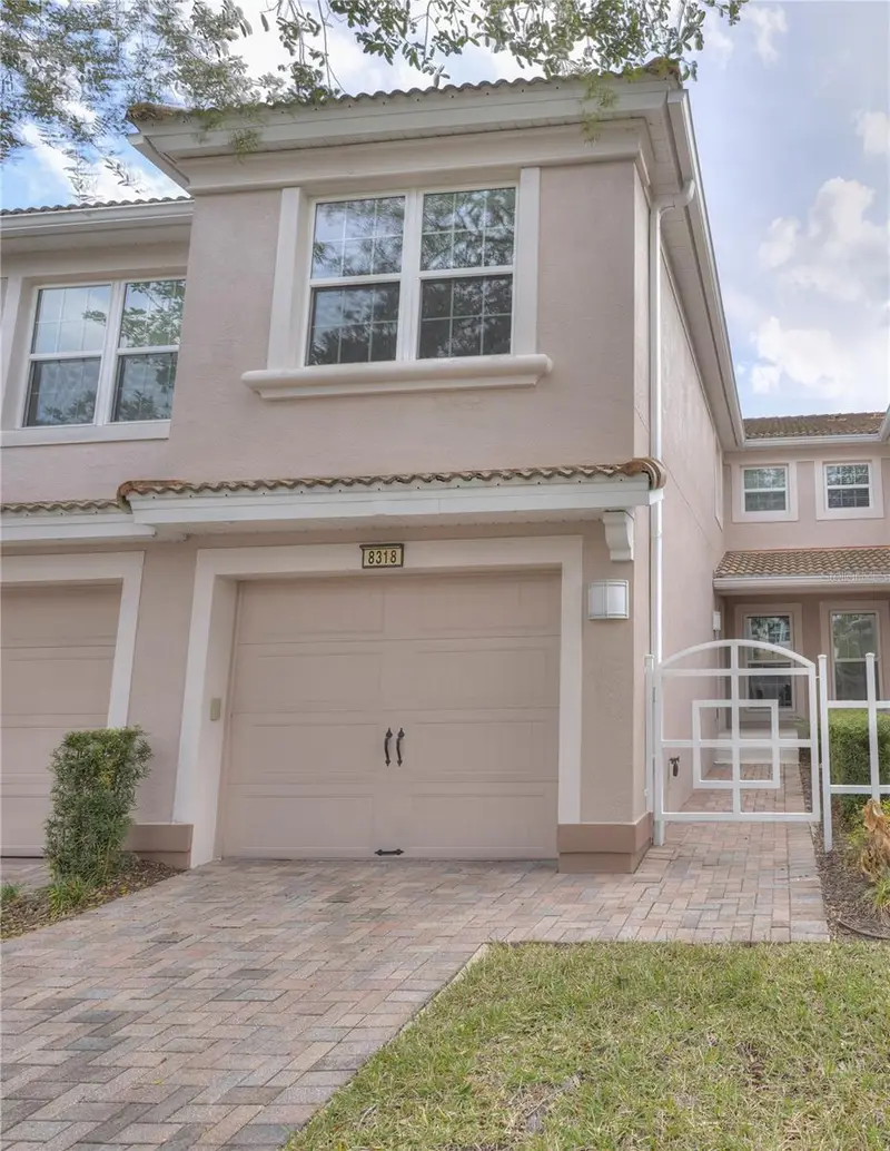 8318 Foster Dr #8318, FL