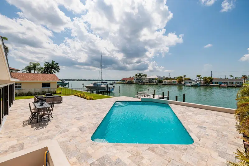 825 116th Ave, FL