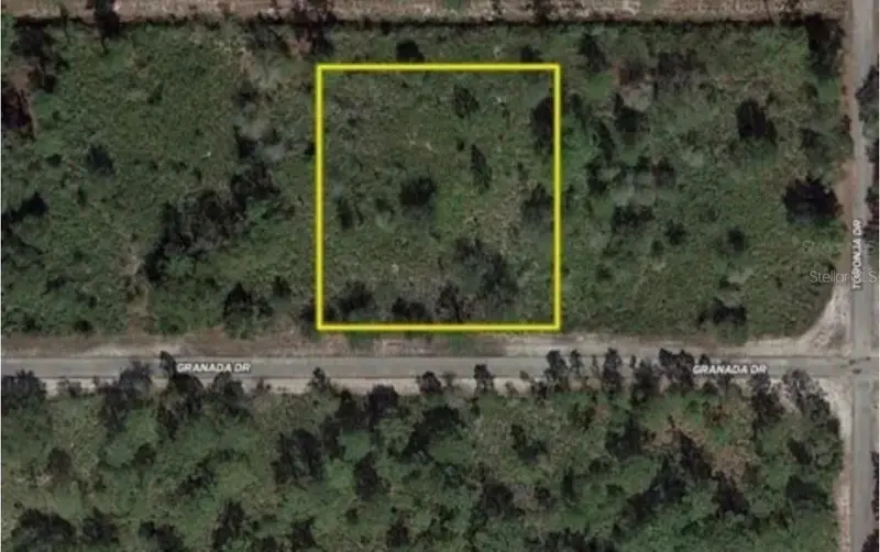 906 Granada Dr, FL