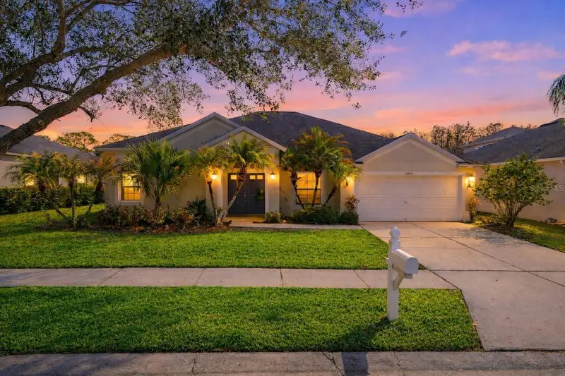 26000 Risen Star Dr, FL