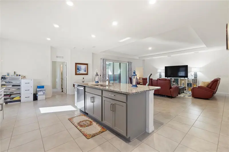1320 Se 63rd Court Rd, FL