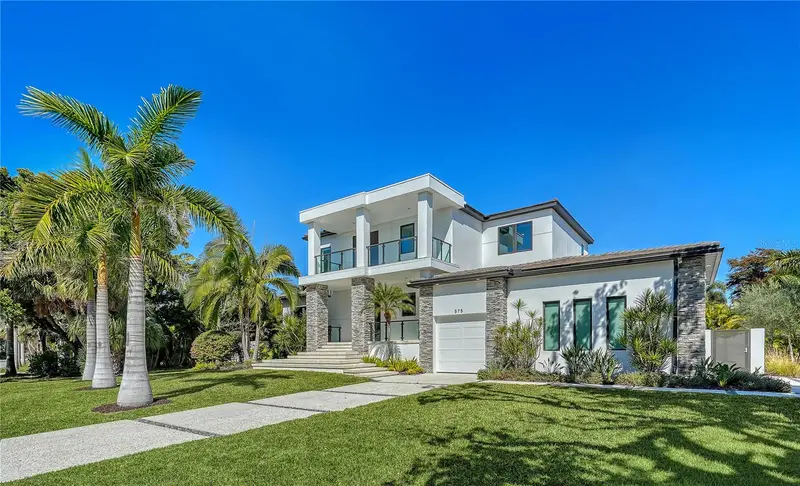 575 S Spoonbill Dr, FL
