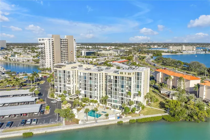 7400 Sun Island Dr S #103, FL