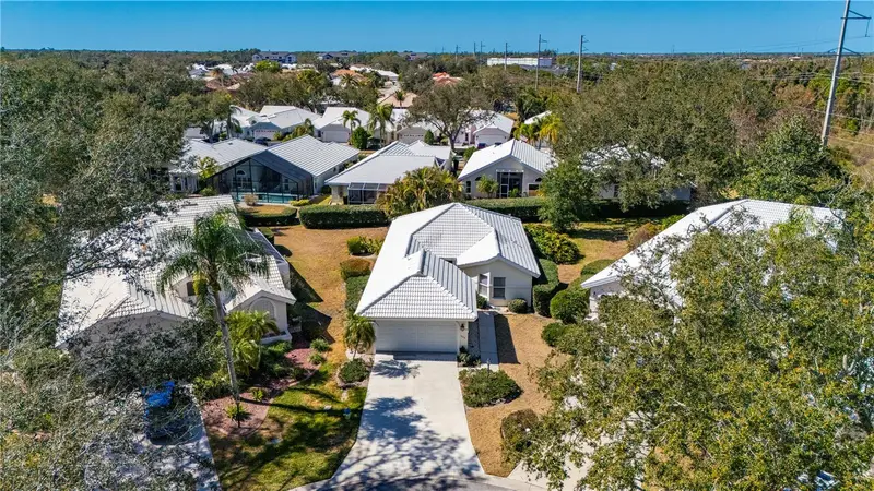 1029 Harbor Town Dr, FL