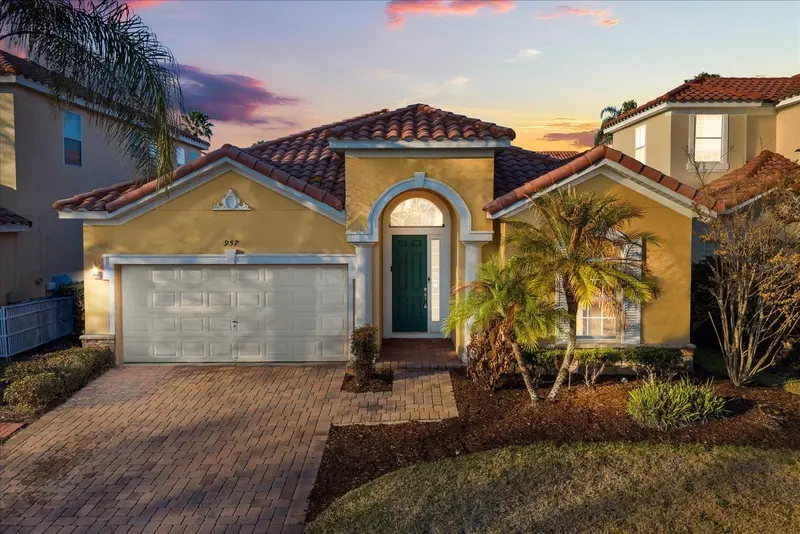 957 Tuscan Hills Blvd, FL