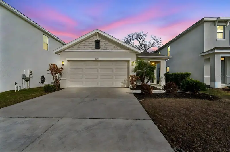 5221 Hillside Meadow Pl, FL