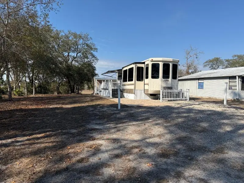 9265 Grizzly Bear Ln, FL