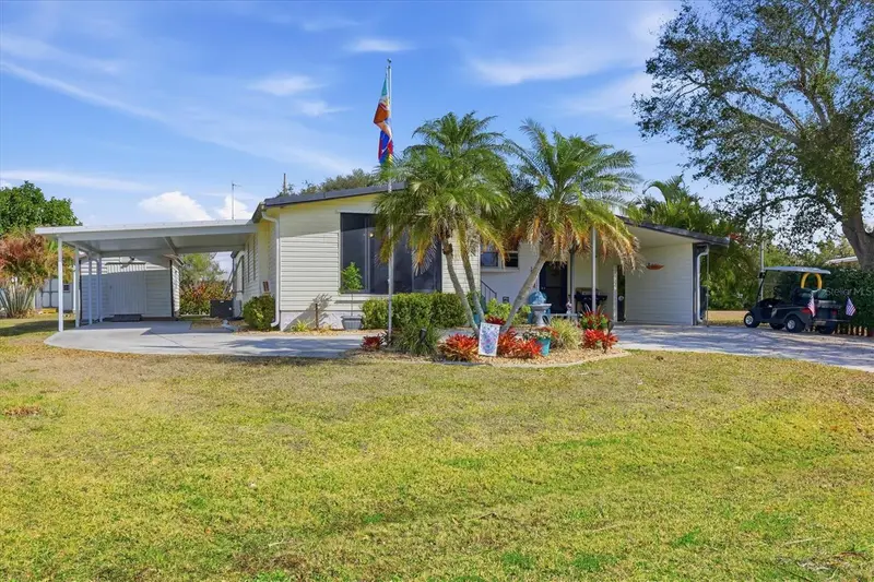 6222 Falcon Dr, FL