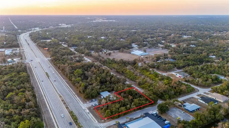 732 Tamiami Trl, FL