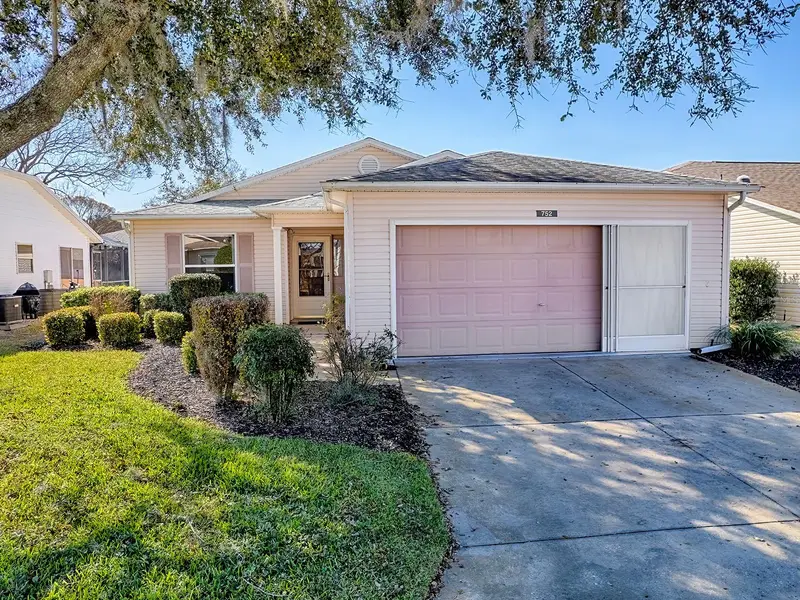 752 Old Oaks Ln, FL
