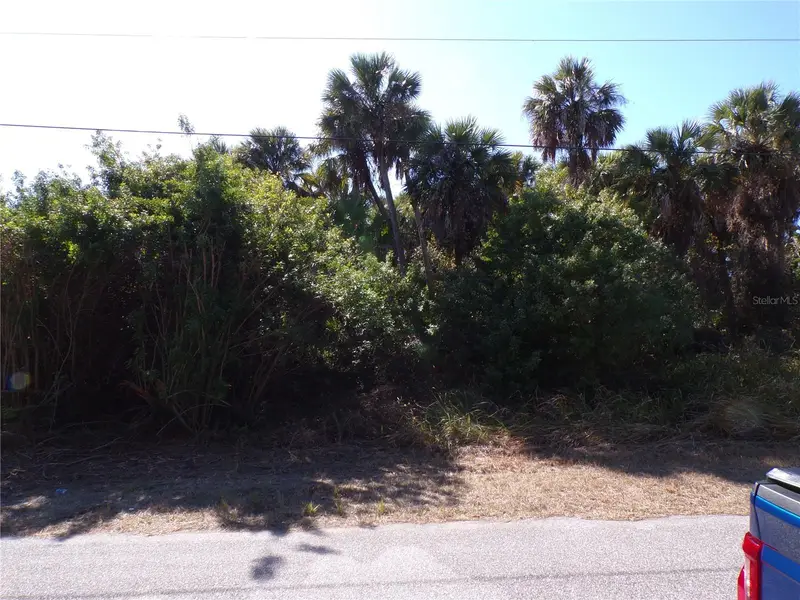 Albatros Ln, FL