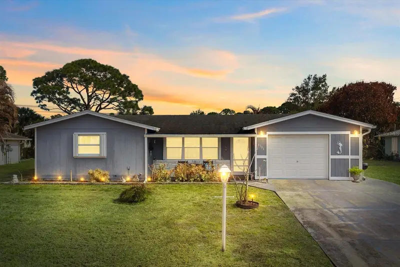 1106 Landsdowne Dr, FL
