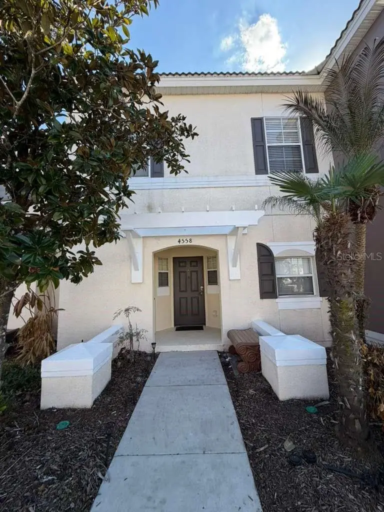 4558 Ada Ln, FL