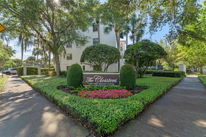 100 S Interlachen Ave #101, FL