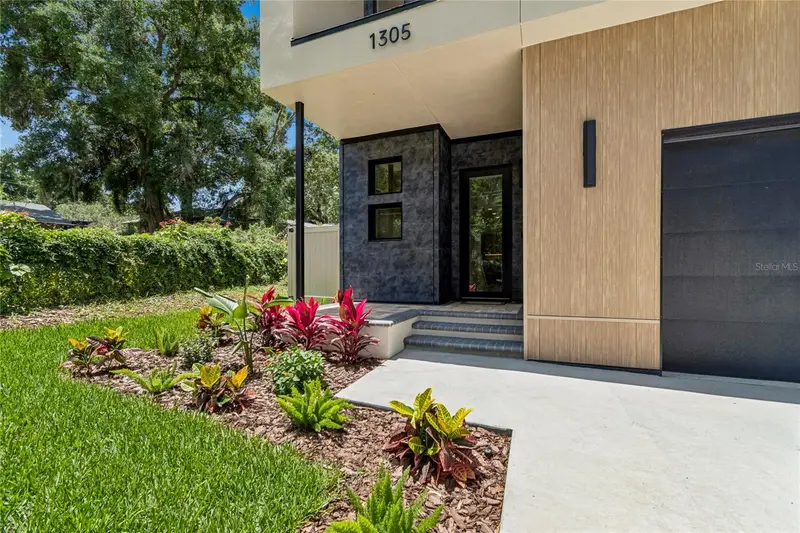 1305 Hilton Pl, FL