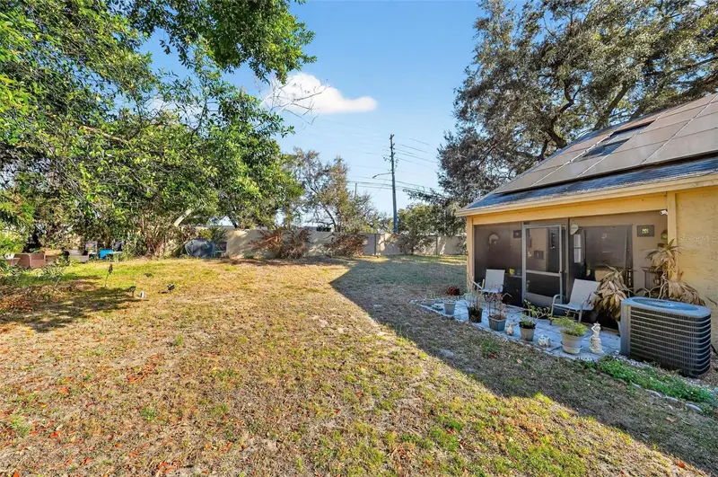 1300 Woodman Way, FL