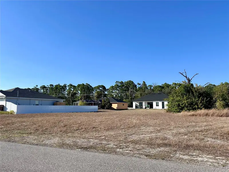 305 Ne 31st Ter, FL