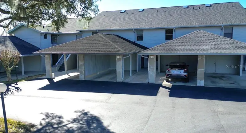 810 E Gilchrist Ct #3b, FL