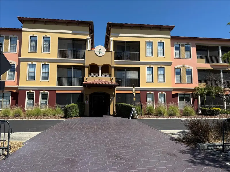 13941 Clubhouse Dr #208, FL