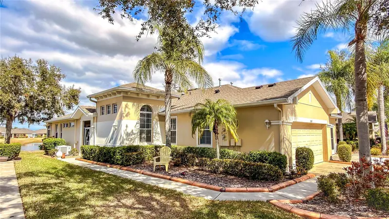 2069 Sifield Greens Way #102, FL
