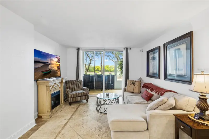 2333 Feather Sound Dr #A101, FL