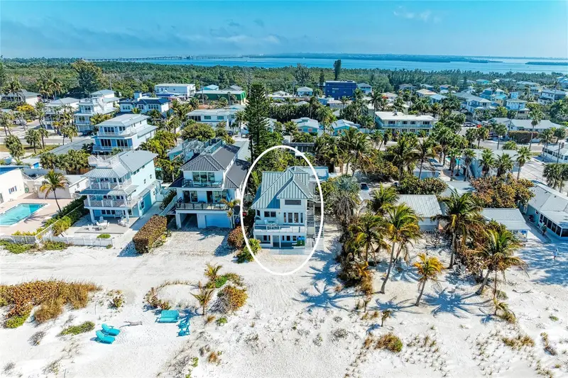 3007 Avenue F, FL