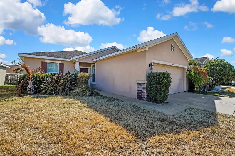 651 Breezeway Ct, FL