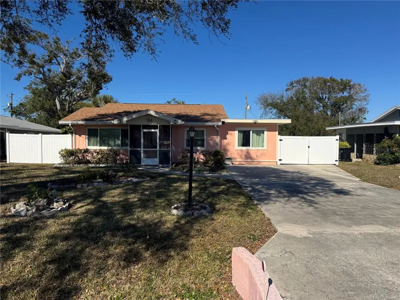 733 Laurel Ave, FL