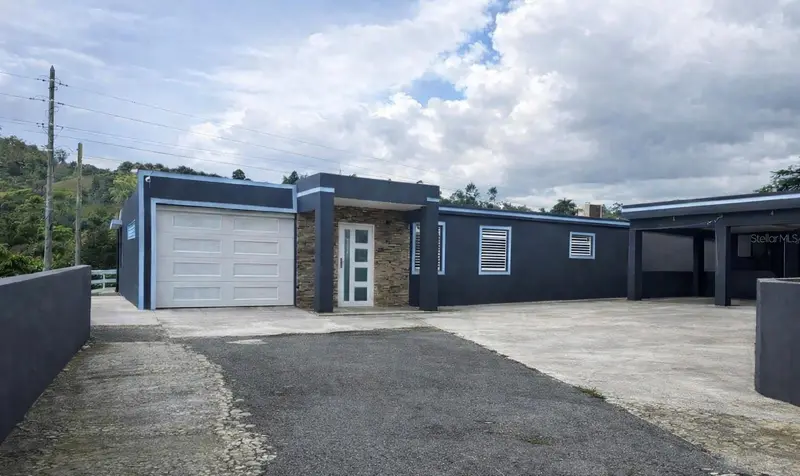 172 Rio Abajo, PR