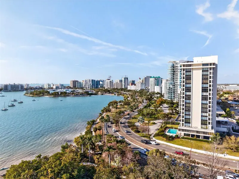 770 S Palm Ave #2, FL