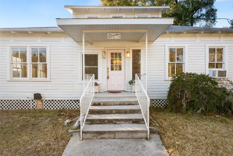 18376 High Springs Main Stret, FL
