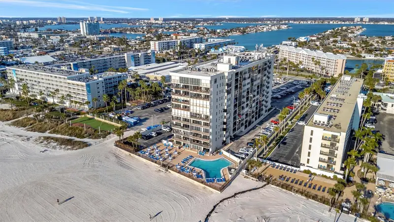 5396 Gulf Blvd #407, FL