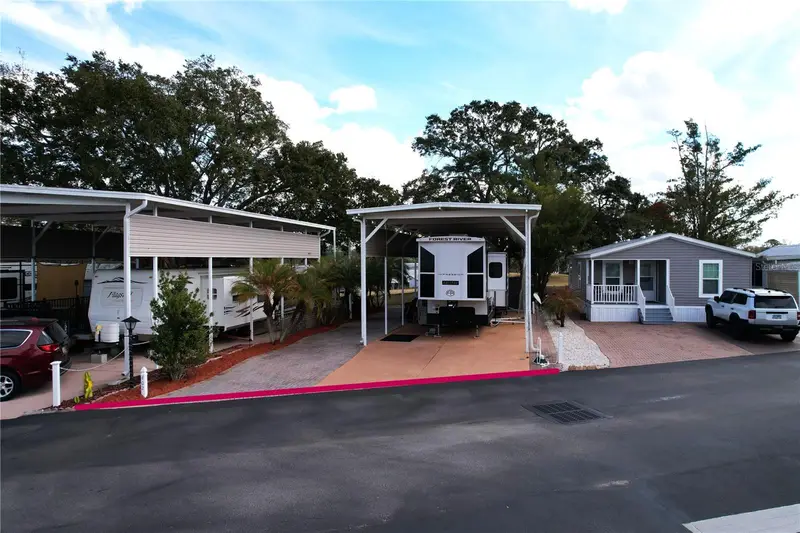402 Golfview Dr, FL