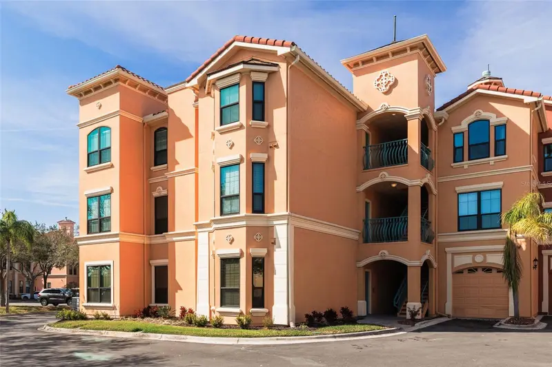 2722 Via Tivoli #430a, FL