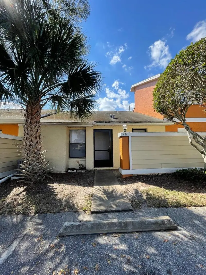 48 Silver Falls Cir, FL