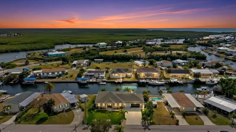 731 Eldorado Dr, FL