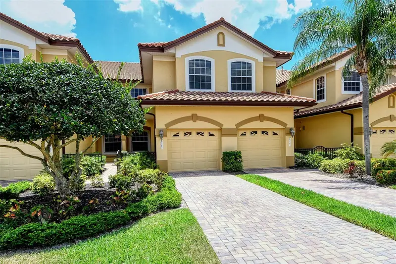 8363 Miramar Way #203, FL