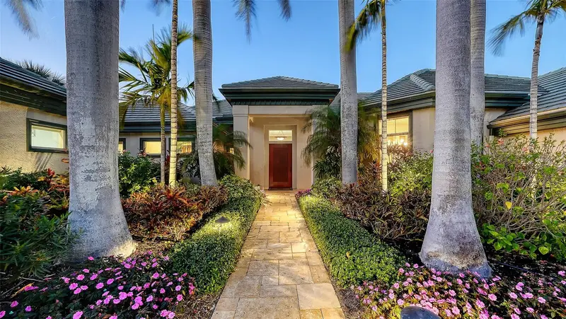 316 W Royal Flamingo Dr, FL