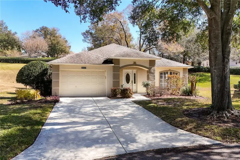 2111 Turnbridge Cir, FL