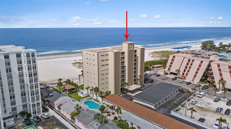 5000 Gulf Blvd #304, FL