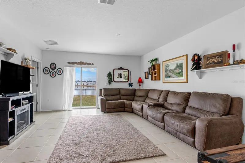 1192 Belle Isle Ln, FL