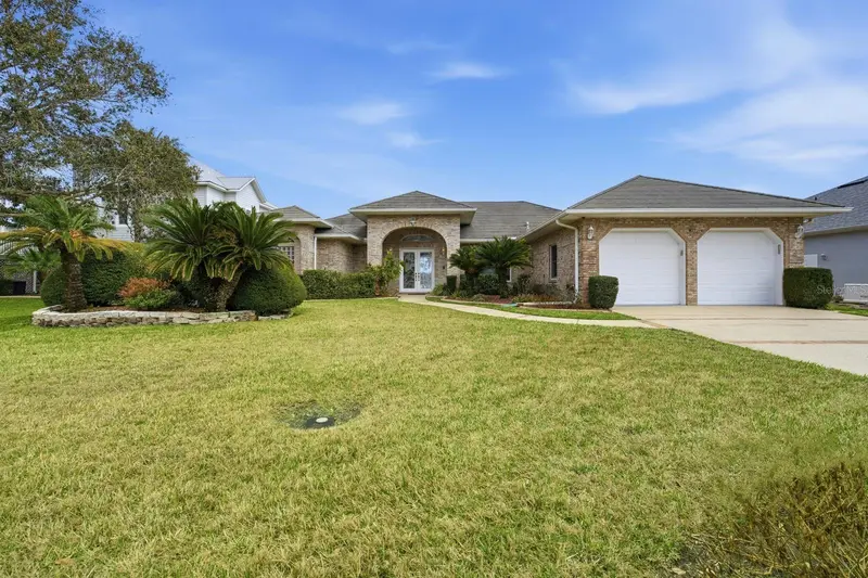 407 Palm Dr, FL