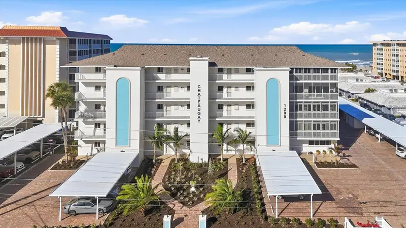 1200 Tarpon Center Dr #108, FL