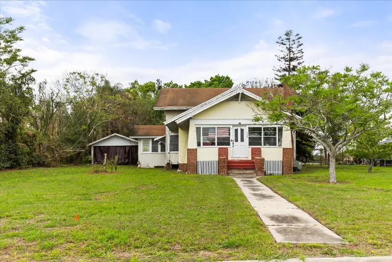 408 Mckay Dr, FL