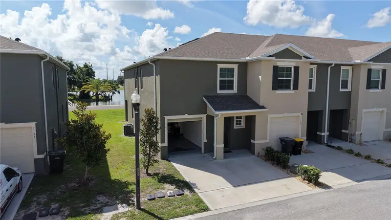 1141 Blue Jay Dr, FL