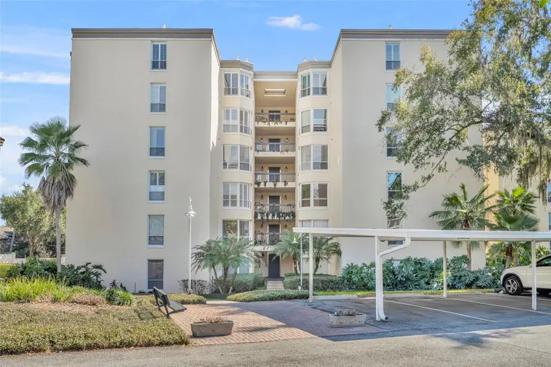 204 Quayside Cir #504, FL
