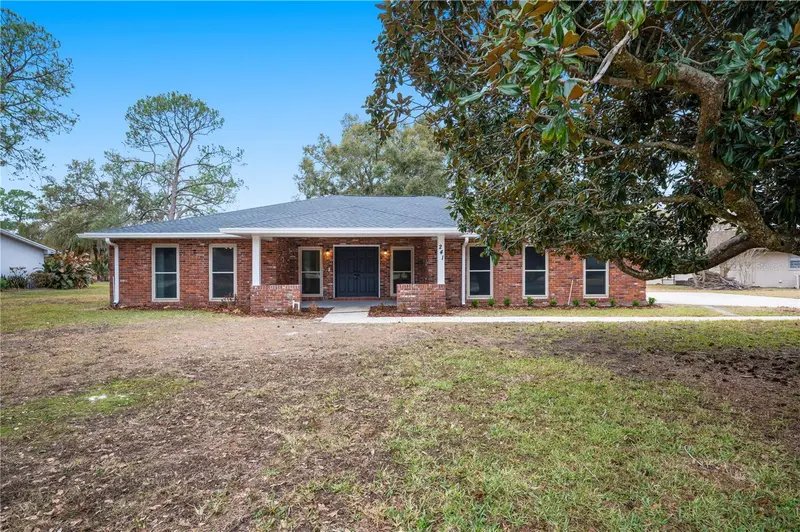 241 Greenfield Rd, FL