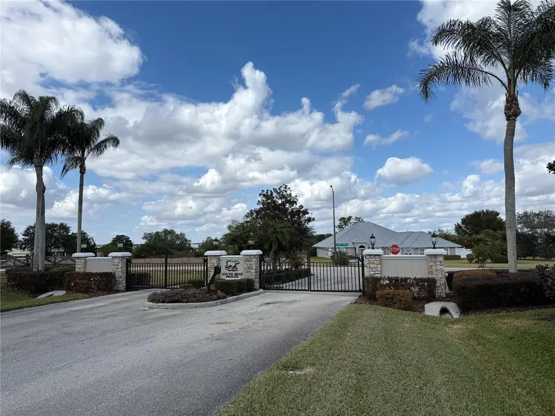 186 S Bear Pointe Dr, FL